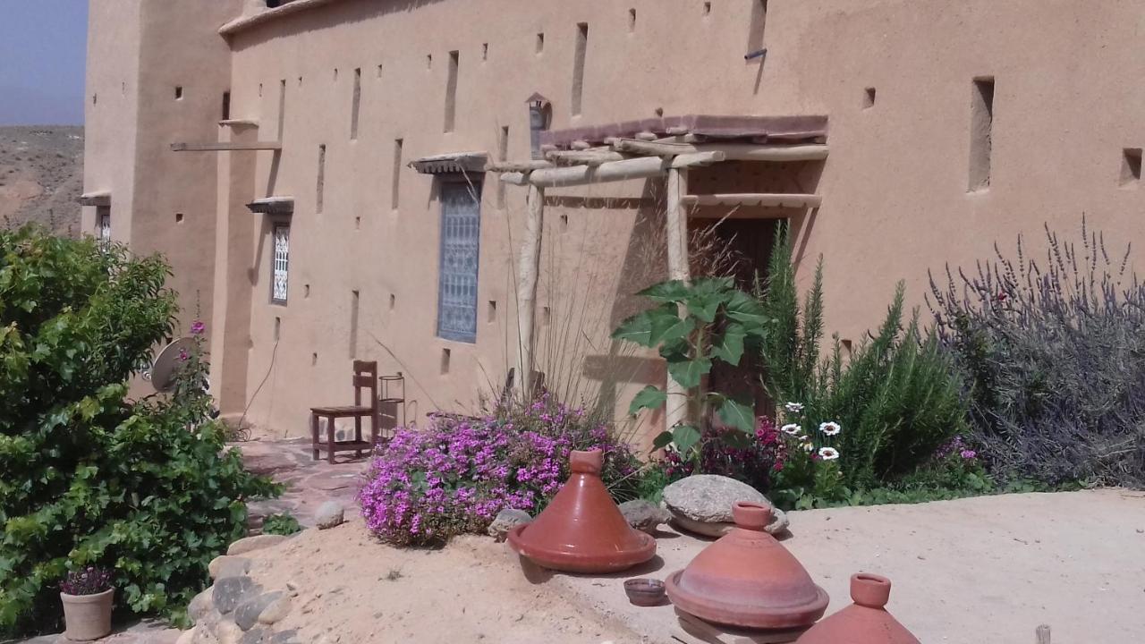 ホテル Kasbah Izoran ミデル エクステリア 写真