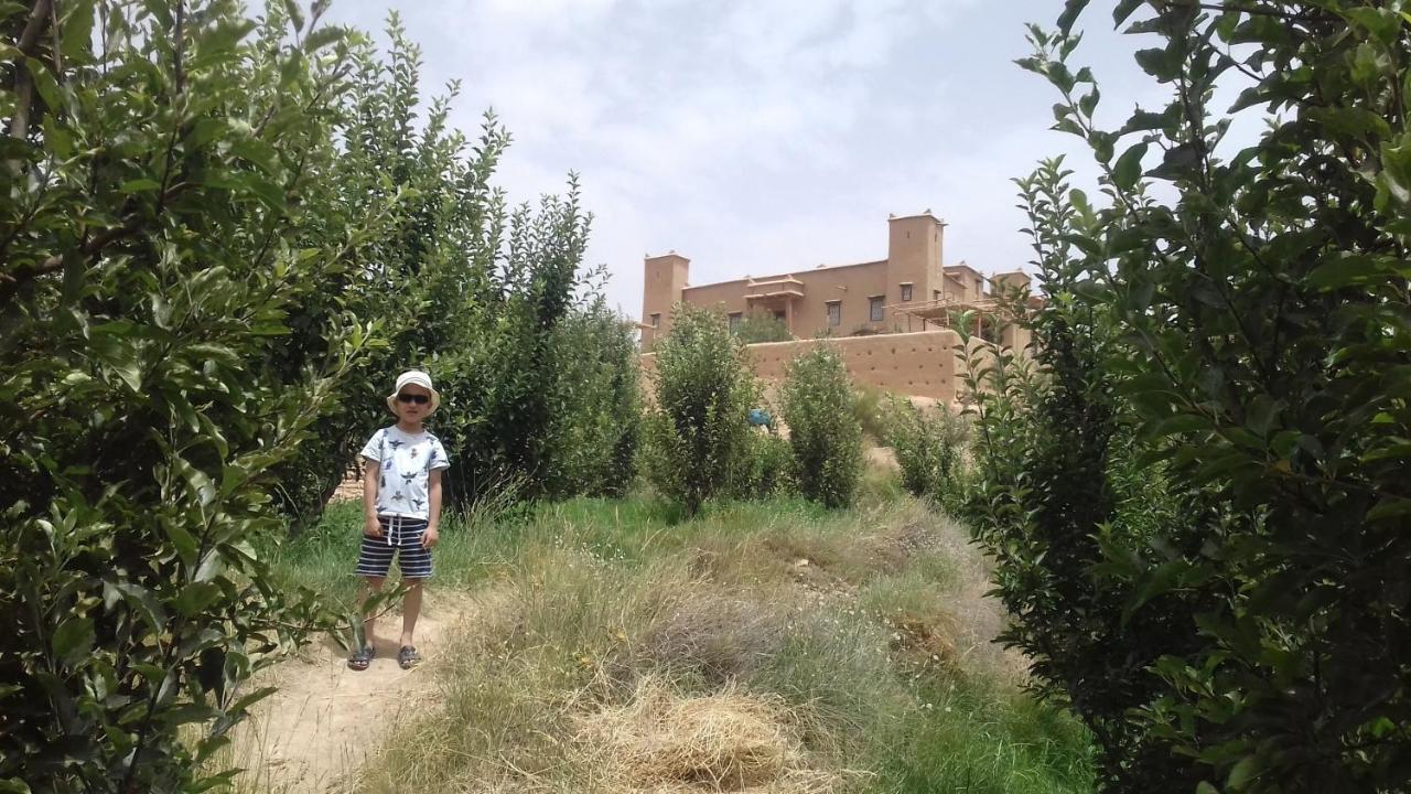 ホテル Kasbah Izoran ミデル エクステリア 写真