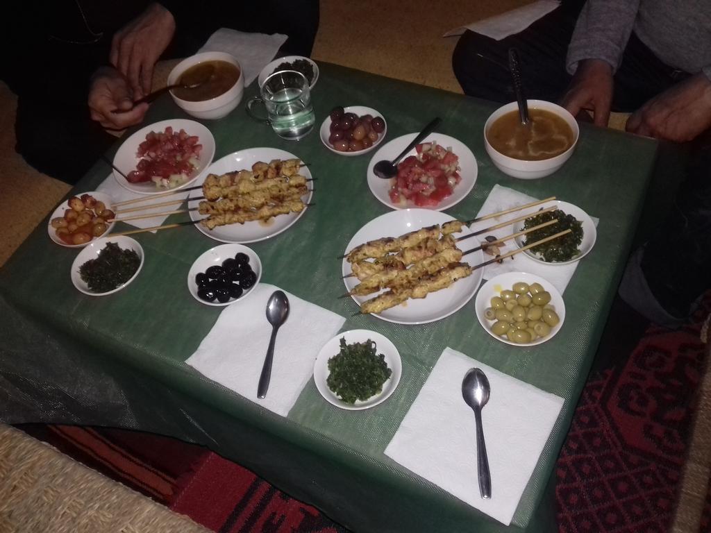 ホテル Kasbah Izoran ミデル エクステリア 写真