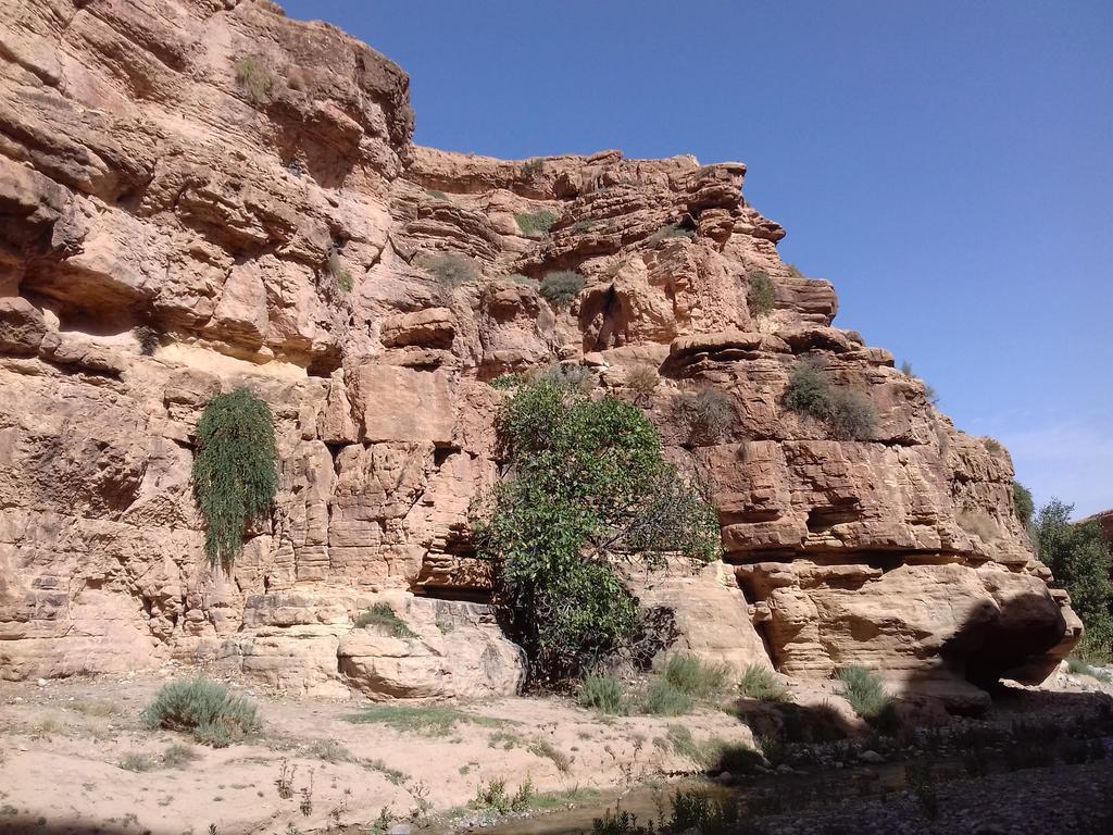 ホテル Kasbah Izoran ミデル エクステリア 写真
