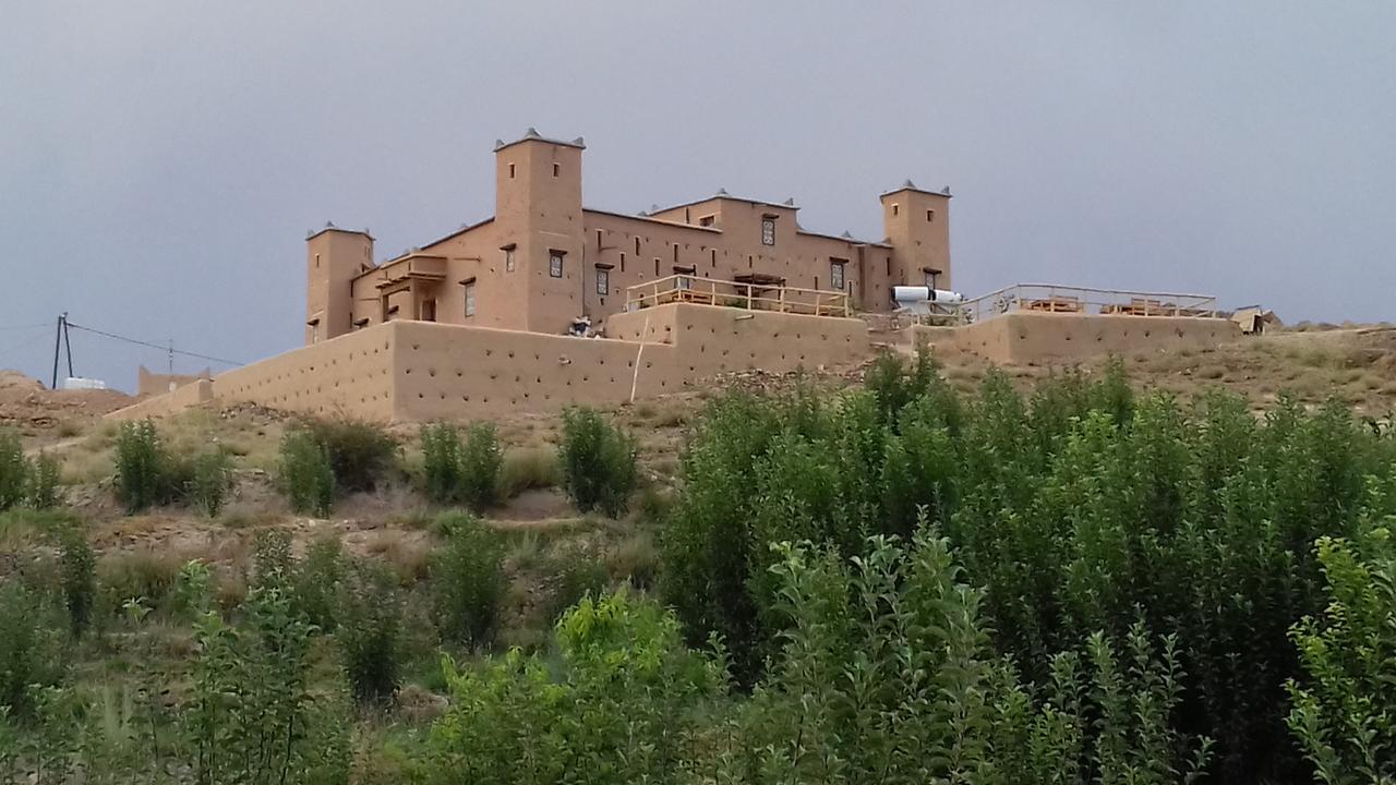ホテル Kasbah Izoran ミデル エクステリア 写真